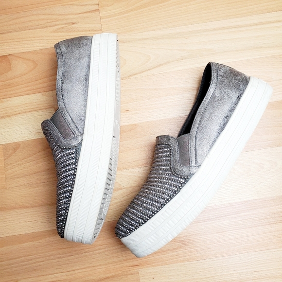 Skechers | Diamond Eyez Slip On Sneaker - Picture 9 of 15